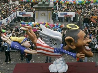 Ο Ομπάμα ”σέρνει” την Ευρώπη