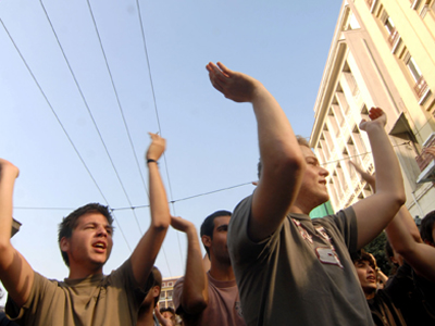 Συμβολικές καταλήψεις δρόμων από φοιτητές