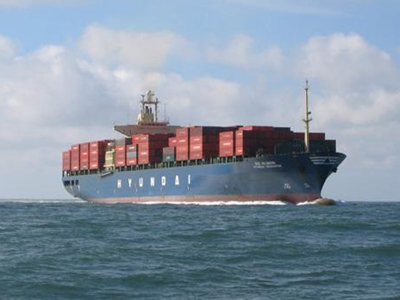 Σύγκρουση ελληνικού πλοίου ανοικτά του Ομάν