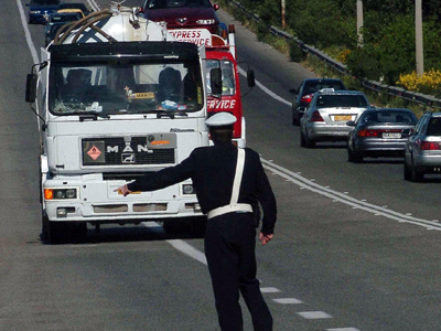 Φορτηγό έχασε τη ρόδα του…στην εθνική