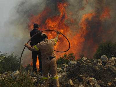 Περιορίστηκε η φωτιά στο Λαγονήσι