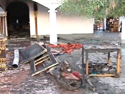 Κάηκε η εκκλησία, σώθηκε η εικόνα