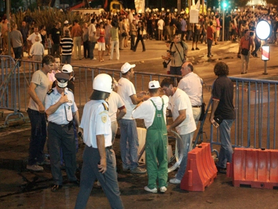 Έκαψαν ΑΤΜ άγνωστοι στη Θεσσαλονίκη