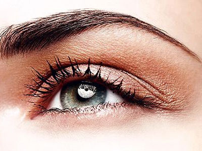 Καλοσχηματισμένο φρύδι!