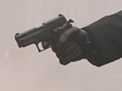 Κλείδωσαν το παιδί και τη νταντά και κατέκλεψαν το σπίτι