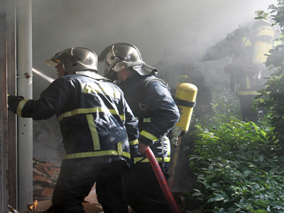 Επίθεση με γκαζάκια στα γραφεία της ΝΔ