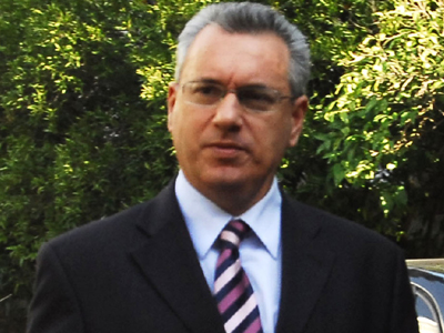 O Τουρίστας υπουργός