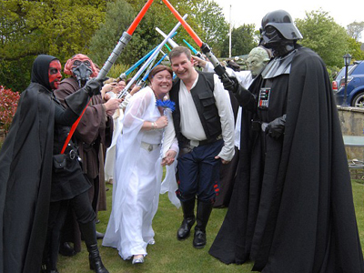 «Διαγαλαξιακός» γάμος