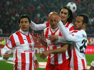 Με πέναλτι στις καθυστερήσεις ο Ολυμπιακός, 2-1 τον Θρασύβουλο