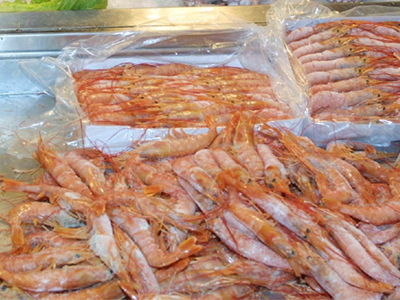 “Επικίνδυνες” γαρίδες στην αγορά