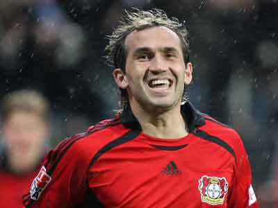 Σκόραρε σε φιλικό με τη Bayer ο Φάνης Γκέκας