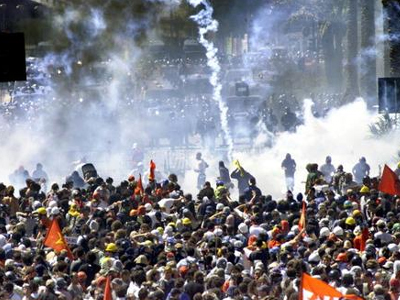 “Καμπάνες” για τα αιματηρά γεγονότα της Γένοβας