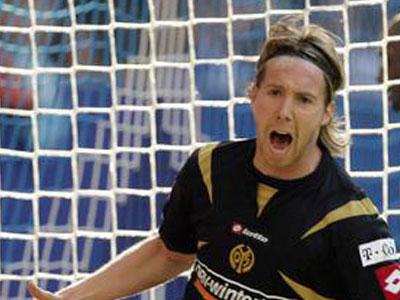 Στριπτίζ και… επίδειξη από τον ποδοσφαιριστή Gerber στο Ηράκλειο