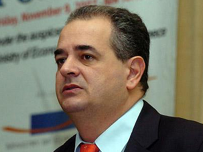 Στο Σικάγο ο γενικός γραμματέας Ενημέρωσης