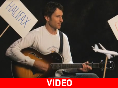 Τραγούδι-καταπέλτης κατά αεροπορικής εταιρείας