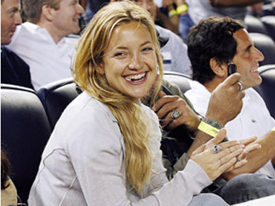 Τον καμάρωσε στο γήπεδο