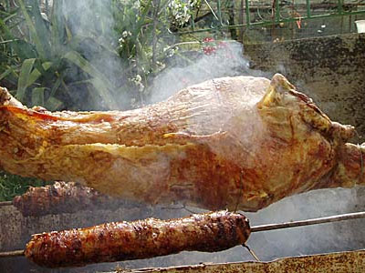 Σούβλα στα ΜΑΤ