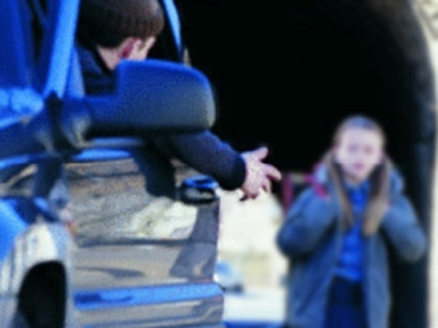 Συμμαθητές 7χρονης την έσωσαν από απαγωγέα