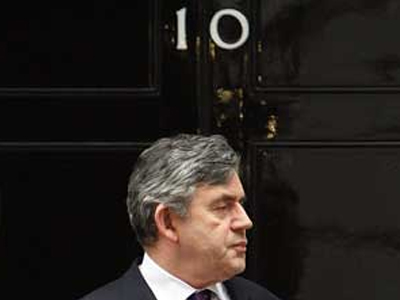 ”Βούλιαξαν” οι Εργατικοί, σώθηκε… ο Brown