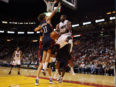 Οι… σκληροί του Μαϊάμι ισοφάρισαν 3-3 τους Χοκς