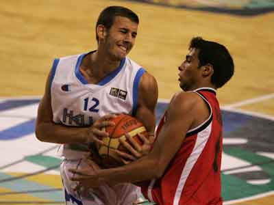 Έτρεξαν με… 100 οι Έφηβοι