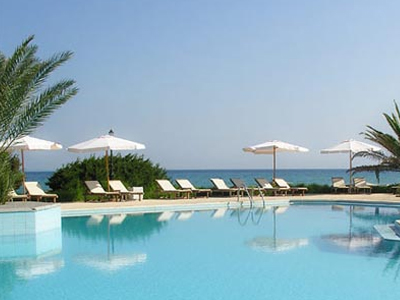 Δανεικά και πιθανώς… αγύριστα ζητούν οι ξενοδόχοι