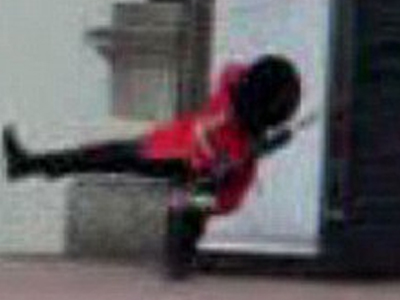 Η βρετανική Φρουρά έπεσε… χαμηλά