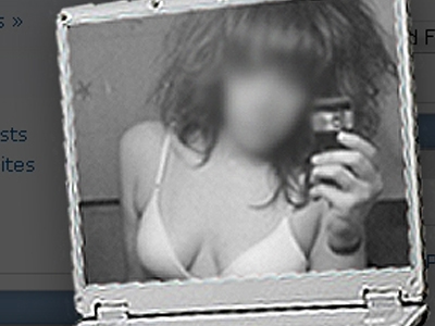 Έστελνε γυμνές φωτογραφίες της σε συμμαθητές