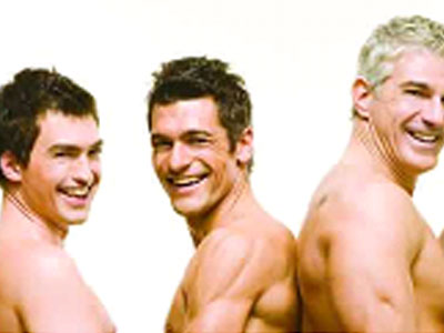 «Naked boys singing»