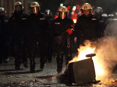 Τραυματίες και συλλήψεις σε υπαίθρια γιορτή στο Αμβούργο