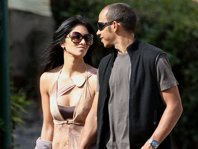 Στα «πιτς» της Νικόλ των Pussycat Dolls ο Λιούις Χάμιλτον