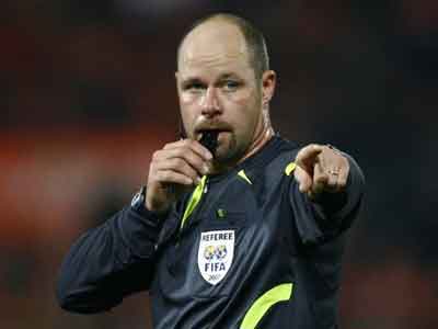 Ο Martin Hansson «σφυρίζει» στον τελικό του Κυπέλλου Συνομοσπονδιών