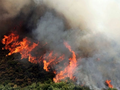 Μεγάλη πυρκαγιά στην Ανάφη