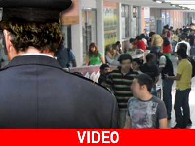 Αξιωματικός της ΕΛ.ΑΣ. σε κύκλωμα πειρατικών CD