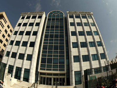 Οριακή άνοδος μέσω τραπεζών στο ΧΑ