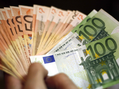 Στους Κινέζους οι τελευταίες ελπίδες για τα απούλητα ελληνικά ομόλογα