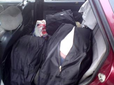 Σοκ: Λαθρομετανάστες “πακεταρισμένοι” σε σακ-βουαγιάζ