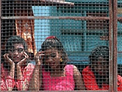 Εξαρθρώθηκε κύκλωμα εμπορείας ανθρώπων