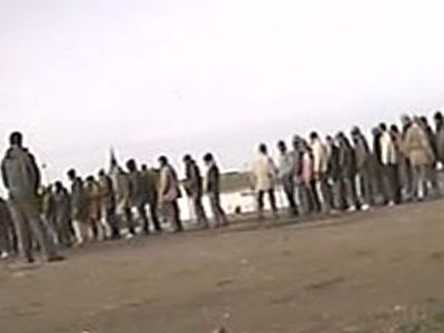 Εκατοντάδες λαθρομετανάστες εγκλωβισμένοι στα σύνορα Γαλλίας – Μ. Βρετανίας