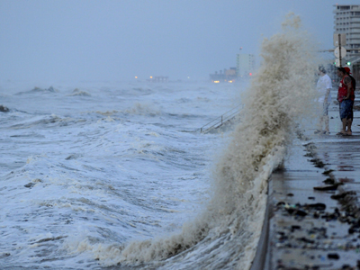 “Φύγετε ή σας περιμένει ο θάνατος”