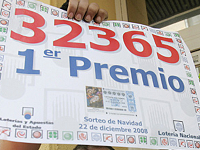 Κέρδισαν όλα τα λαχεία που πούλησε