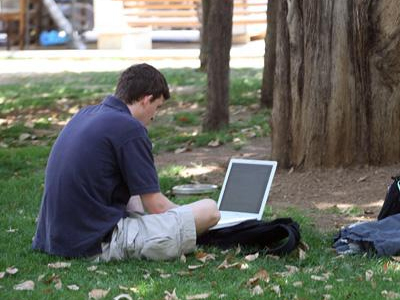Απέτρεψαν 2 αυτοκτονίες μέσω Internet
