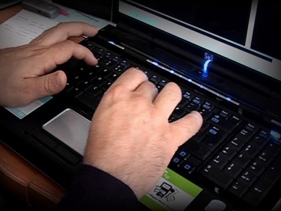 Παιδεραστής κρατούσε φυλακισμένη 14χρονη