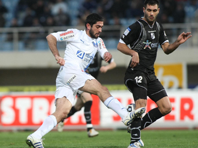 Τρεις εβδομάδες εκτός ο Κωνσταντίνου