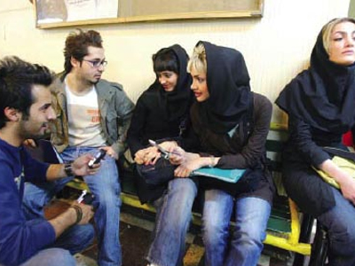 “Γάμος μέχρι το Σεπτέμβρη, αλλιώς απολύεστε!”