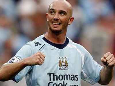 Ανανέωσε στη Manchester City ο Ireland