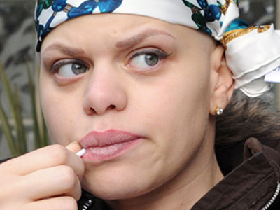 Παραλίγο επίθεση με σφυρί στην Τζέιντ Γκούντι