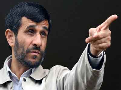Δυναμική πρώτη εμφάνιση του Mahmoud Ahmadinejad μετά την επανεκλογή του