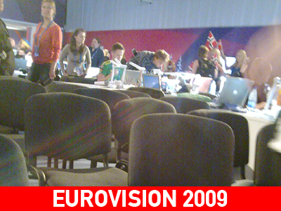 Αποστολή της zougla.gr στη Μόσχα. Τέλος παράστασης