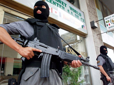 Συλλήψεις 573 διεφθαρμένων αξιωματούχων μέσα σε τρία χρόνια